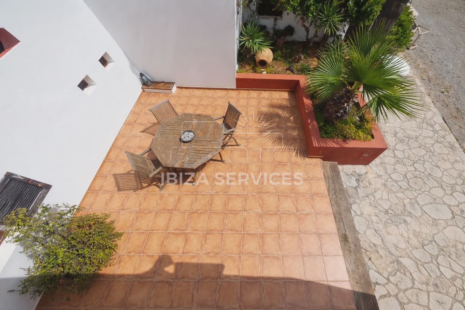 2 sypialnia Apartament do wynajęcia w Cala Tarida z garażem - 2 500 € (Ref: 9783898)