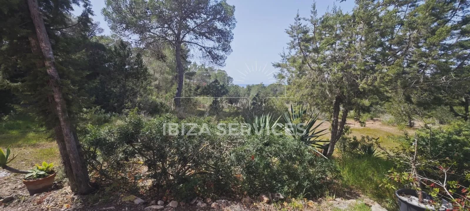2 sypialnia Apartament do wynajęcia w Cala Tarida z garażem - 2 500 € (Ref: 9783898)