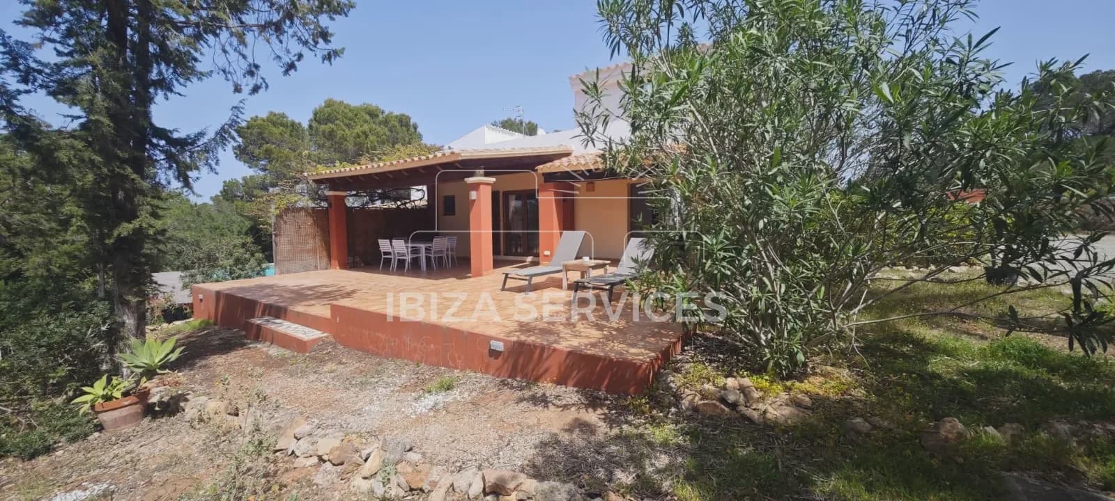 2 sypialnia Apartament do wynajęcia w Cala Tarida z garażem - 2 500 € (Ref: 9783898)