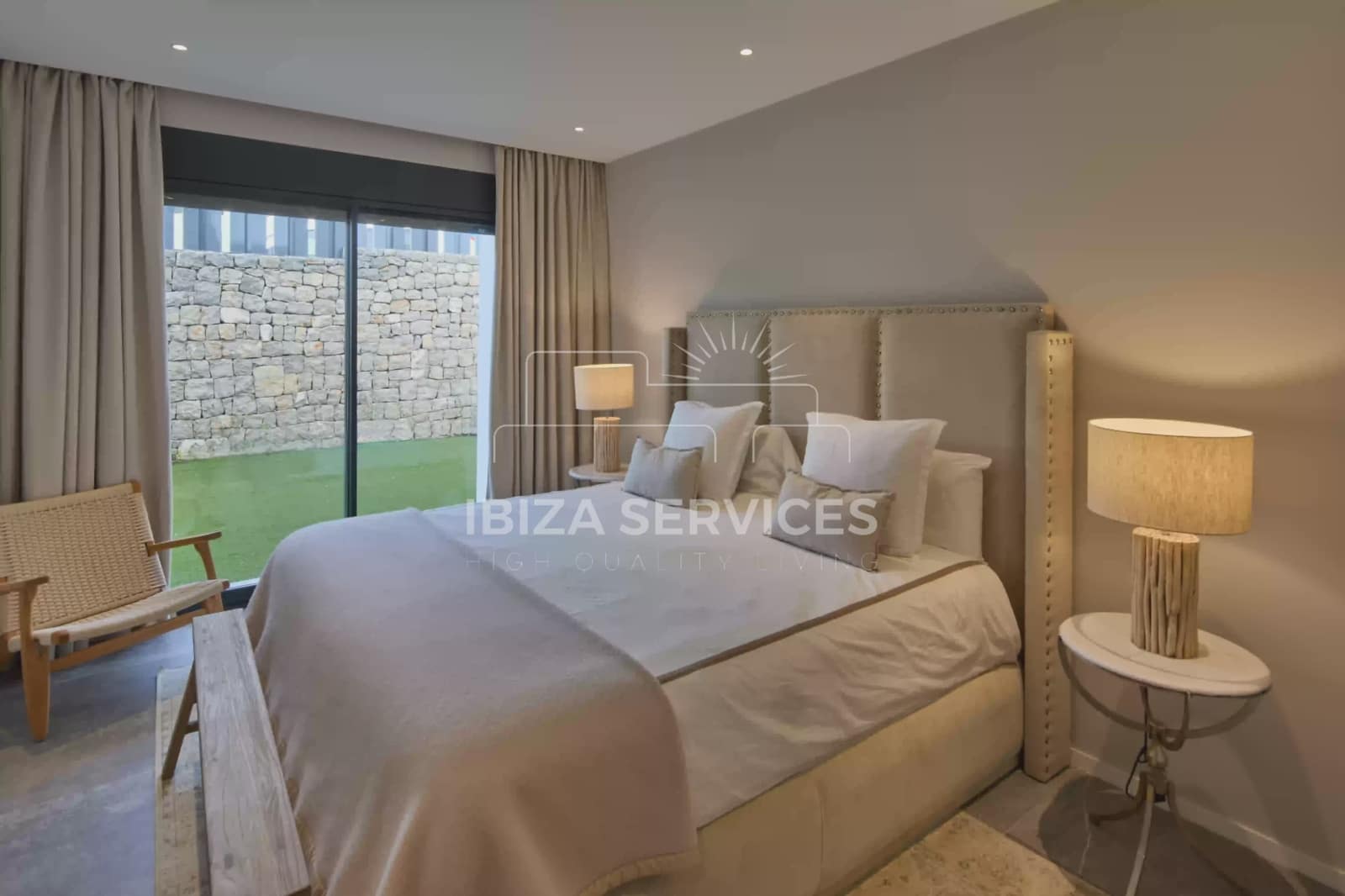 3 makuuhuone Huoneisto myytävänä paikassa Nuestra Senora de Jesus mukana uima-altaan 
autotalli - 1 350 000 € (Ref: 9805836)