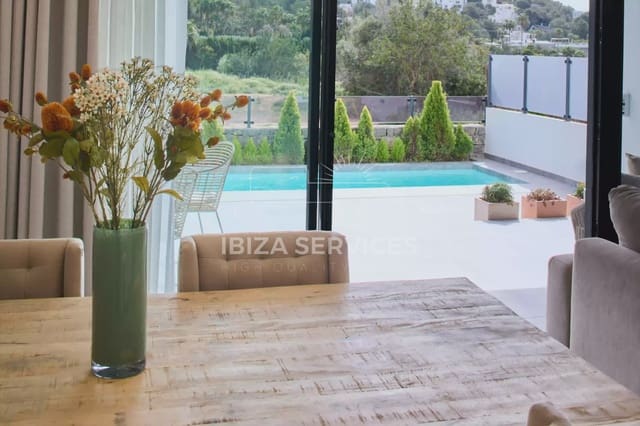 3 makuuhuone Huoneisto myytävänä paikassa Nuestra Señora de Jesus, Santa Eulalia / Santa Eularia mukana uima-altaan 
autotalli - 1 350 000 € (Ref: 9805836)