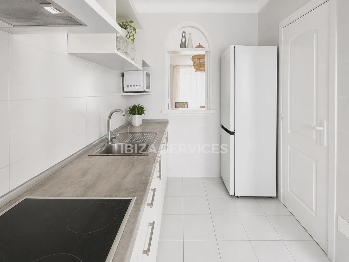 2 Zimmer Apartment zu vermieten in Cala Llenya mit Pool Garage - 3.000 € (Ref: 9813586)