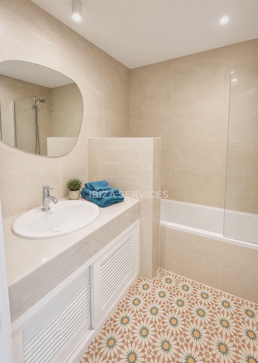 2 Zimmer Apartment zu vermieten in Cala Llenya mit Pool Garage - 3.000 € (Ref: 9813586)