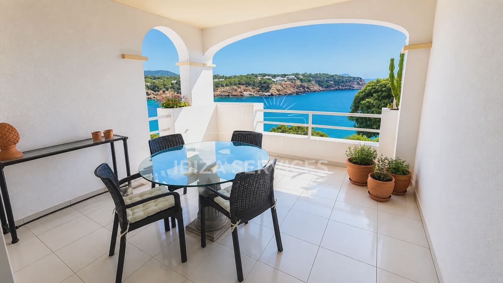 2 Zimmer Apartment zu vermieten in Cala Llenya mit Pool Garage - 3.000 € (Ref: 9813586)