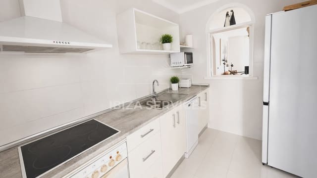 2 Zimmer Apartment zu vermieten in Cala Llenya, Santa Eulalia / Santa Eularia mit Pool Garage - 3.000 € (Ref: 9813586)