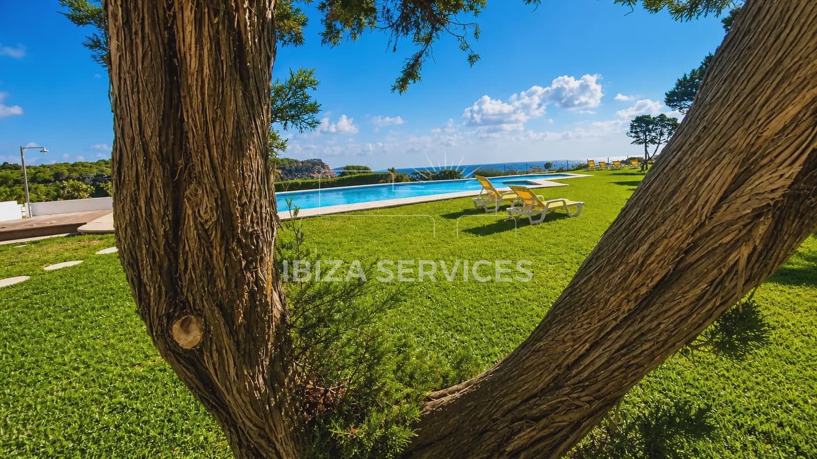 2 Zimmer Apartment zu vermieten in Cala Llenya mit Pool Garage - 3.000 € (Ref: 9813586)