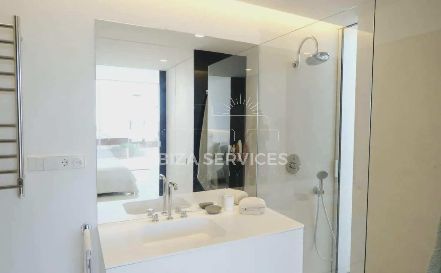 4 soveværelse Villa til leje i Talamanca med swimmingpool garage - € 35.000 (Ref: 9814082)