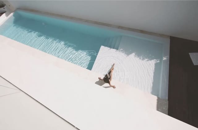 4 soveværelse Villa til leje i Talamanca, Ibiza by med swimmingpool garage - € 35.000 (Ref: 9814082)