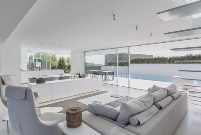 4 soveværelse Villa til leje i Talamanca, Ibiza by med swimmingpool garage - € 35.000 (Ref: 9814082)