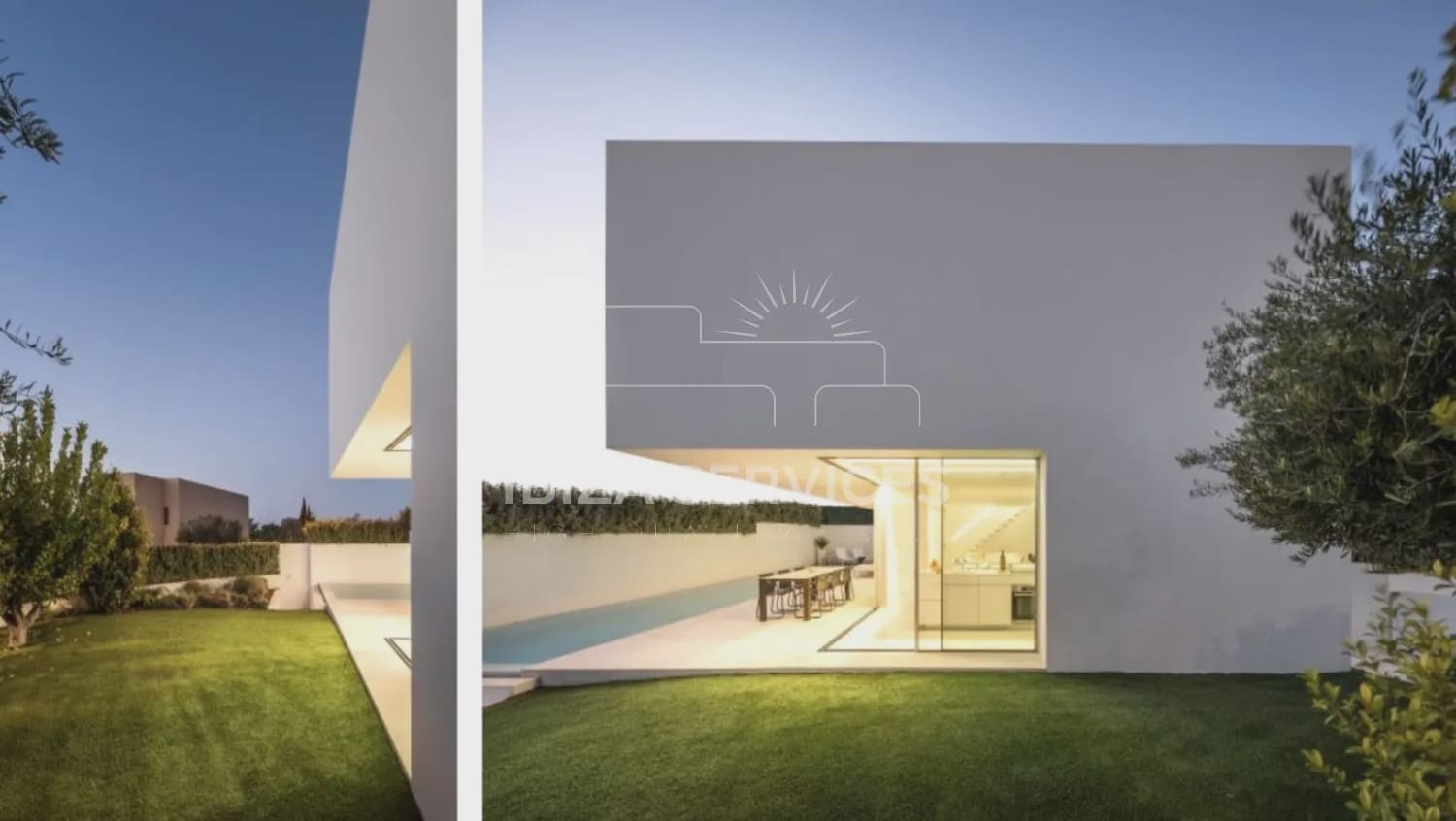 4 soveværelse Villa til leje i Talamanca med swimmingpool garage - € 35.000 (Ref: 9814082)