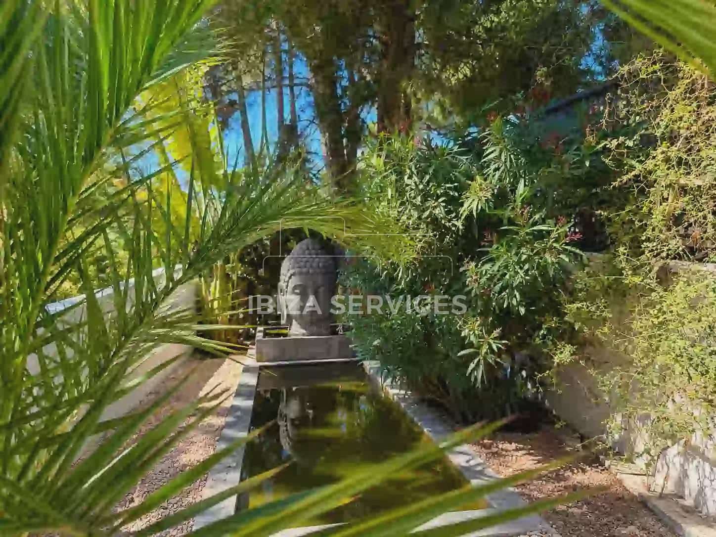 5 bedroom Villa for rent in Cala Salada with pool garage - € 14,000 (Ref: 9834808)