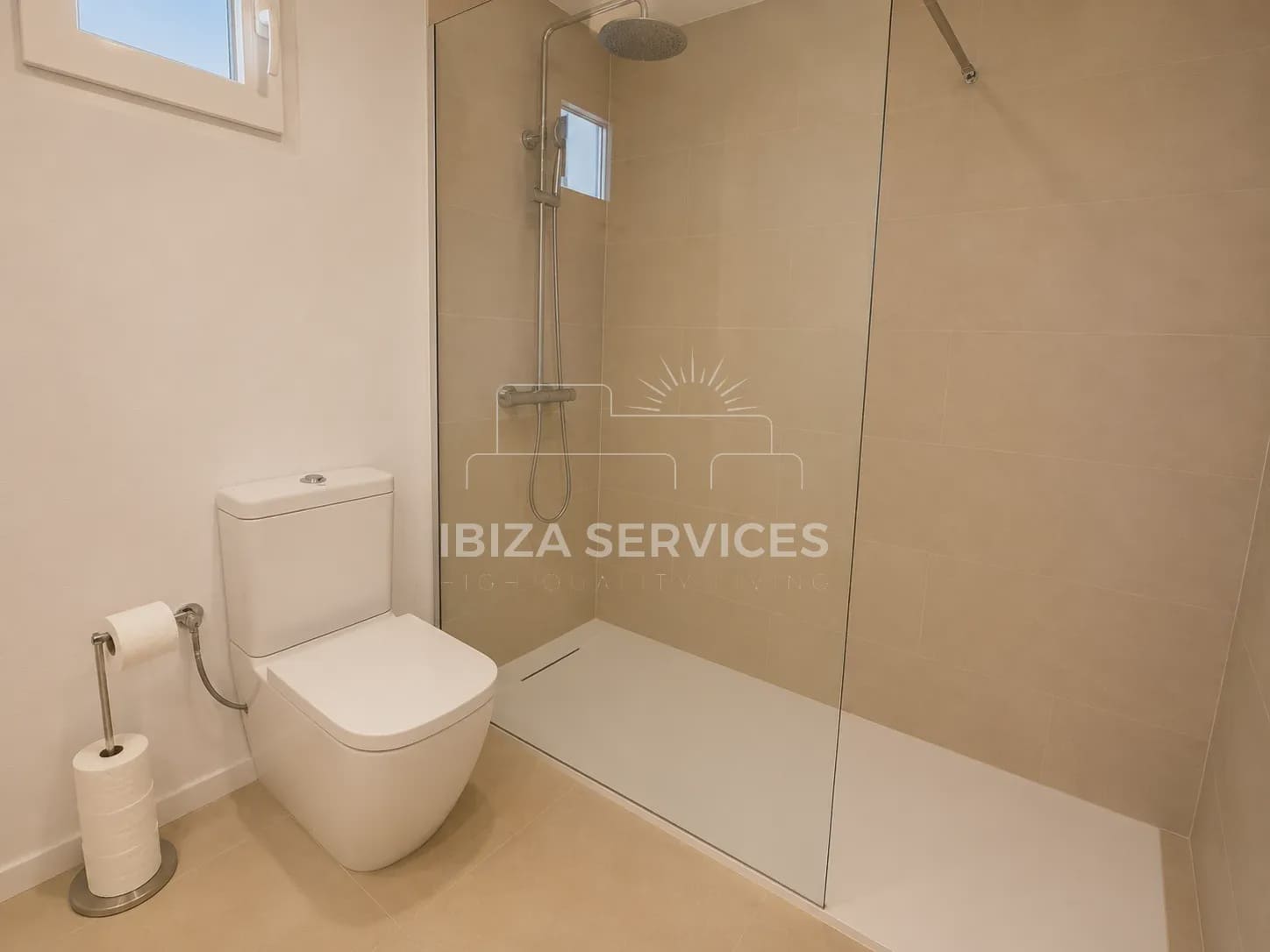3 soveværelse Villa til leje i Talamanca med swimmingpool garage - € 12.000 (Ref: 9844215)