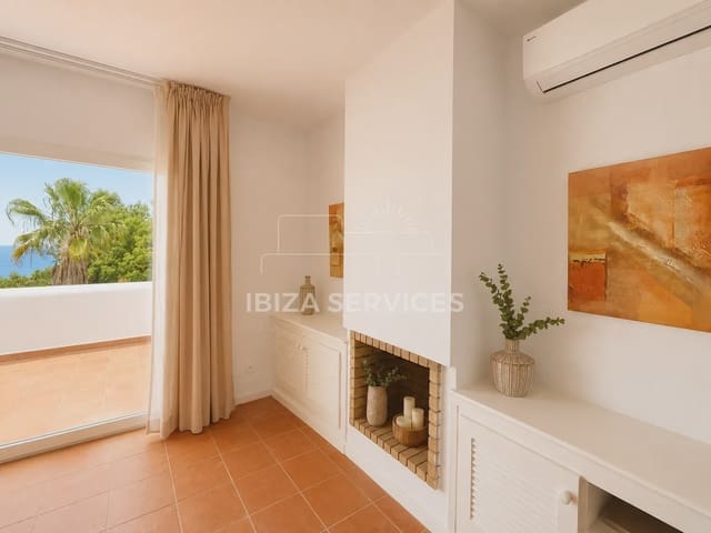 3 soveværelse Villa til leje i Talamanca, Ibiza by med swimmingpool garage - € 12.000 (Ref: 9844215)