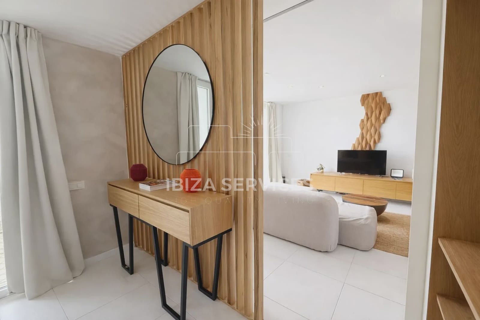 1 slaapkamer Appartement te huur in Talamanca met zwembad garage - € 3.500 (Ref: 9856259)