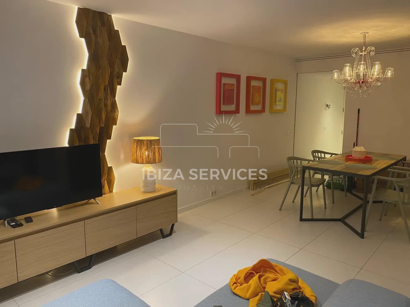 1 slaapkamer Appartement te huur in Talamanca met zwembad garage - € 3.500 (Ref: 9856259)