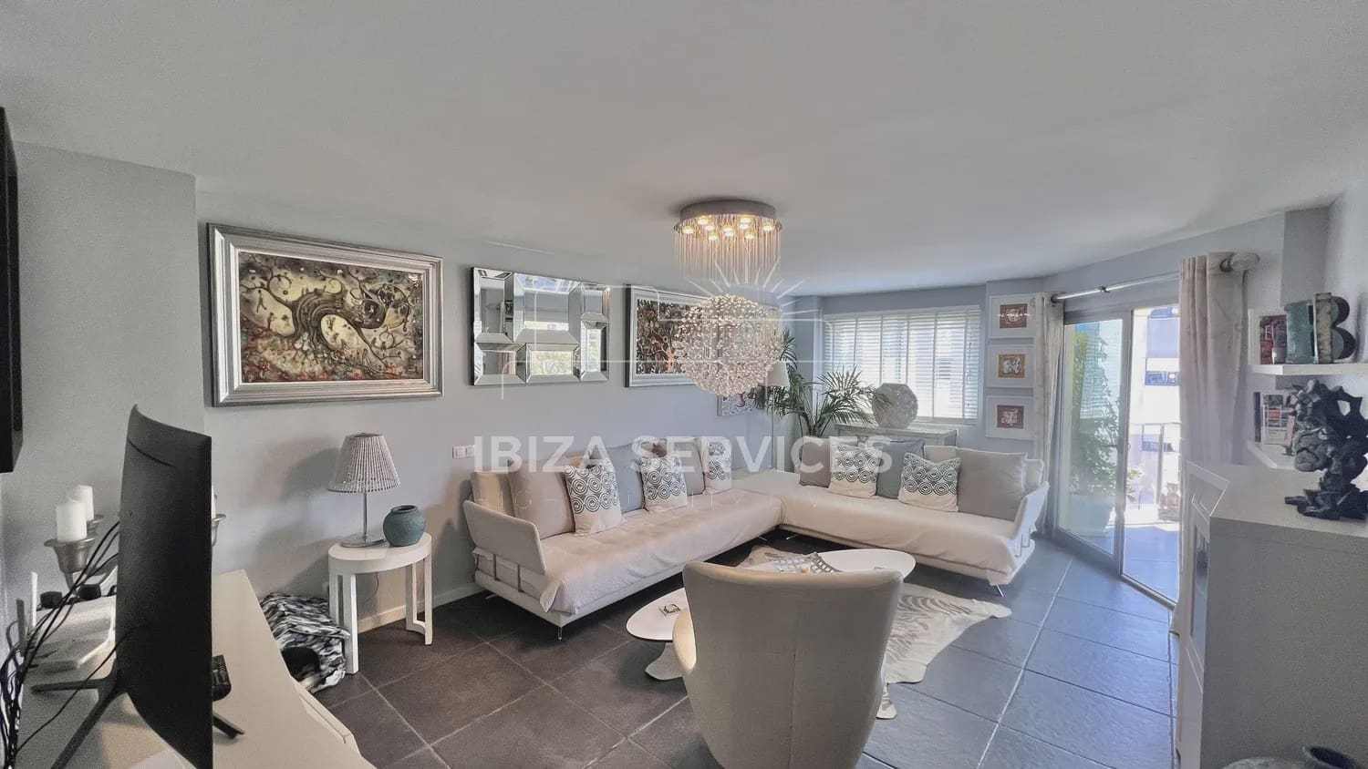 3 soverom Leilighet til salgs i Santa Eulalia / Santa Eularia med svømmebasseng garasje - € 849 000 (Ref: 9875507)