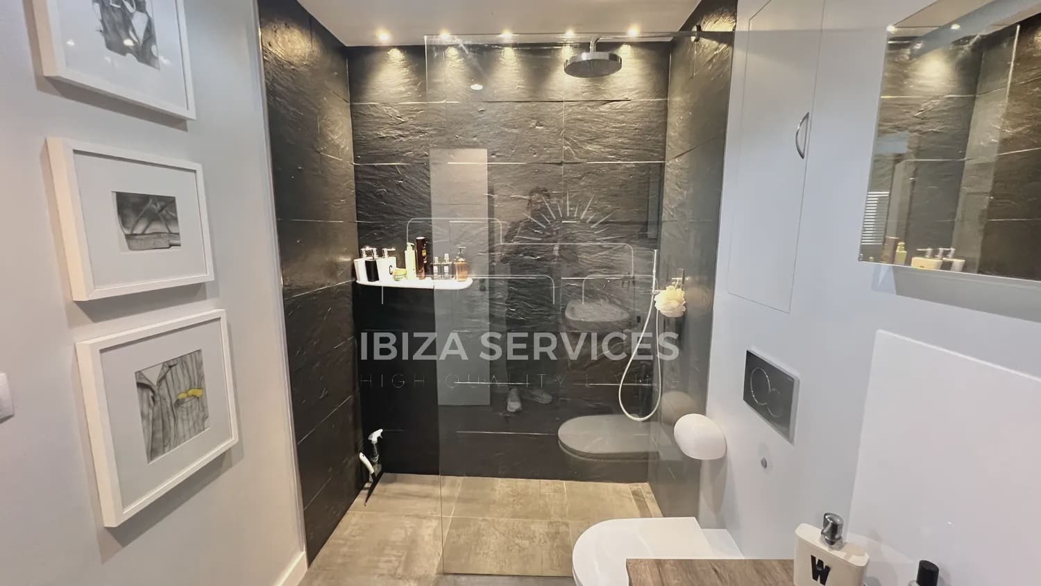 3 soverom Leilighet til salgs i Santa Eulalia / Santa Eularia med svømmebasseng garasje - € 849 000 (Ref: 9875507)
