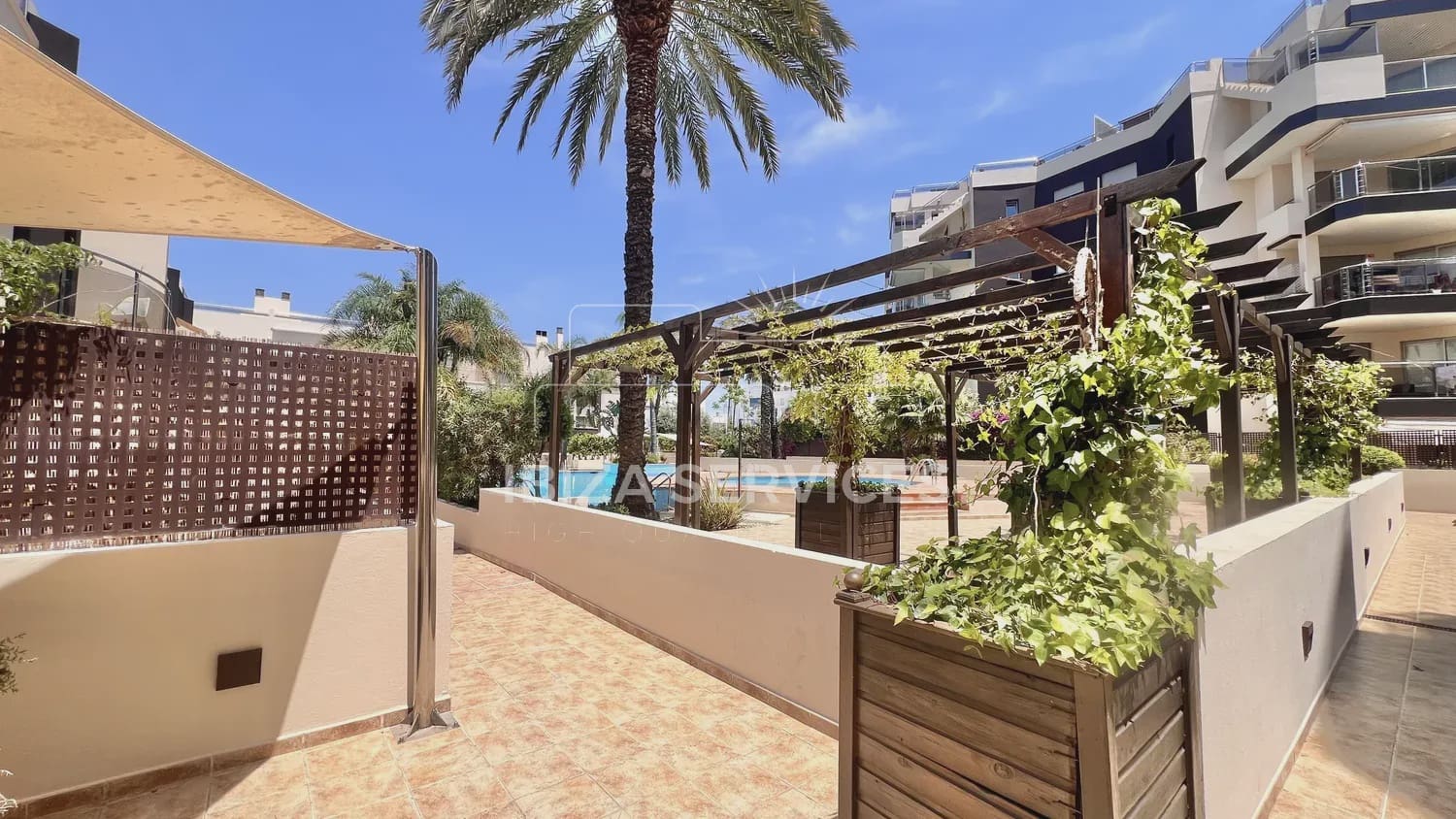 3 soverom Leilighet til salgs i Santa Eulalia / Santa Eularia med svømmebasseng garasje - € 849 000 (Ref: 9875507)