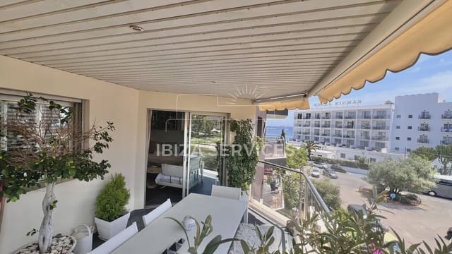 3 soverom Leilighet til salgs i Santa Eulalia / Santa Eularia med svømmebasseng garasje - € 849 000 (Ref: 9875507)