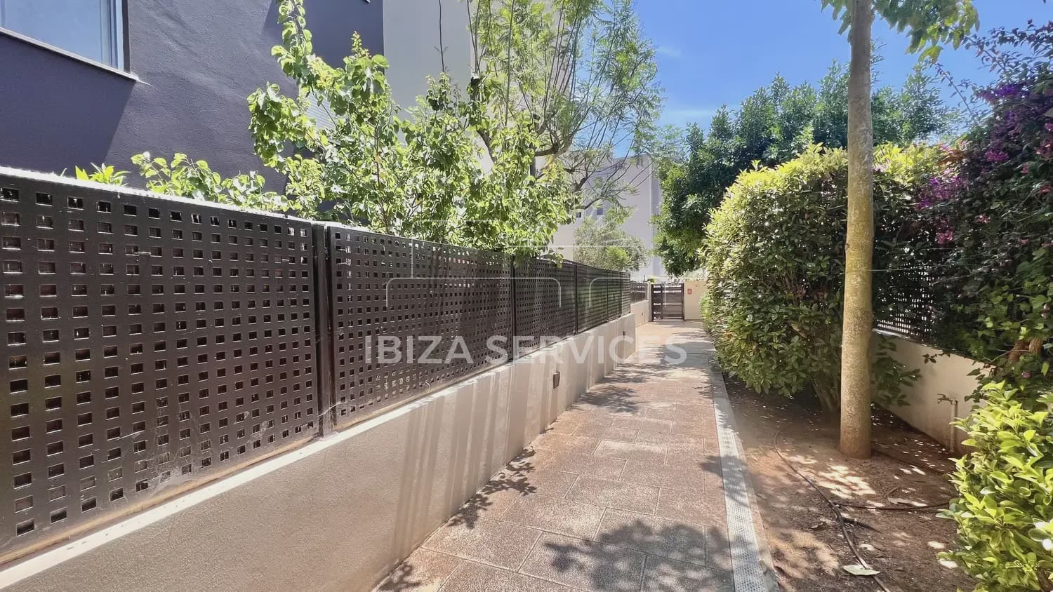 3 soverom Leilighet til salgs i Santa Eulalia / Santa Eularia med svømmebasseng garasje - € 849 000 (Ref: 9875507)