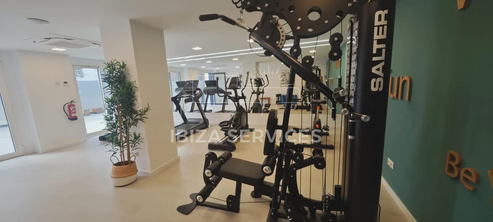 3 bedroom Apartment for rent in Playa d'en Bossa with pool garage - € 3,750 (Ref: 9964521)