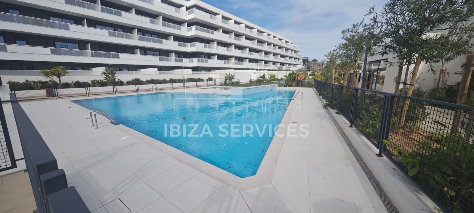 3 bedroom Apartment for rent in Playa d'en Bossa with pool garage - € 3,750 (Ref: 9964521)