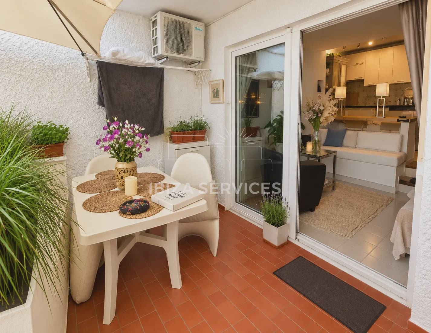 1 bedroom Apartment for sale in La Siesta with pool - € 320,000 (Ref: 9974301)