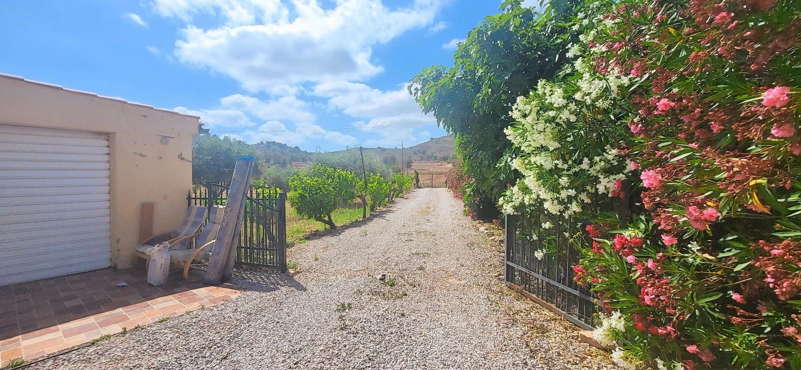 4 soverom Villa til salgs i Hondon de las Nieves med svømmebasseng garasje - € 279 999 (Ref: 10002603)