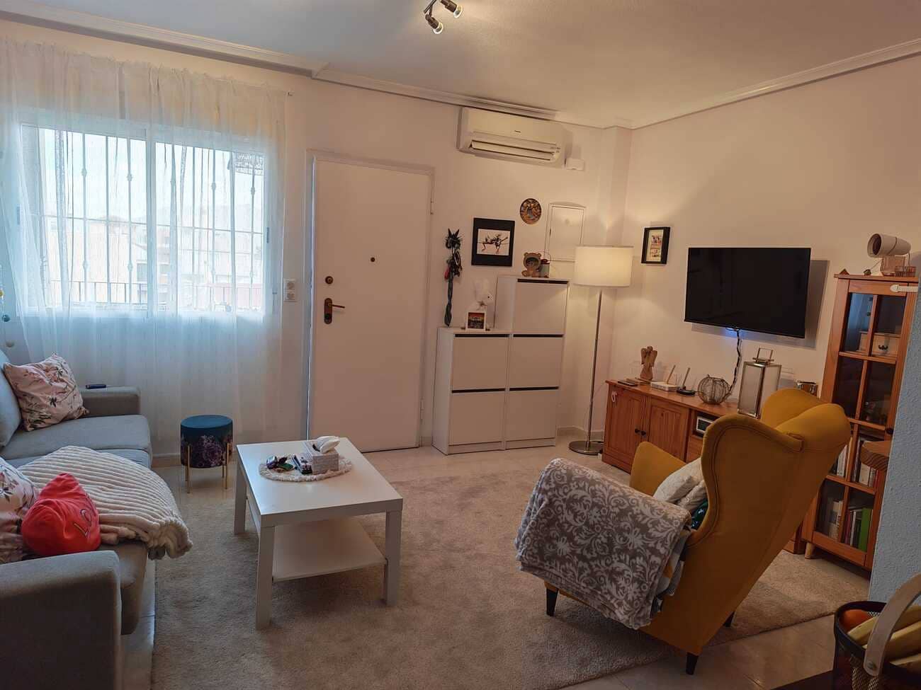 2 sovrum Lägenhet till salu i Orihuela med pool - 111 000 € (Ref: 10004997)