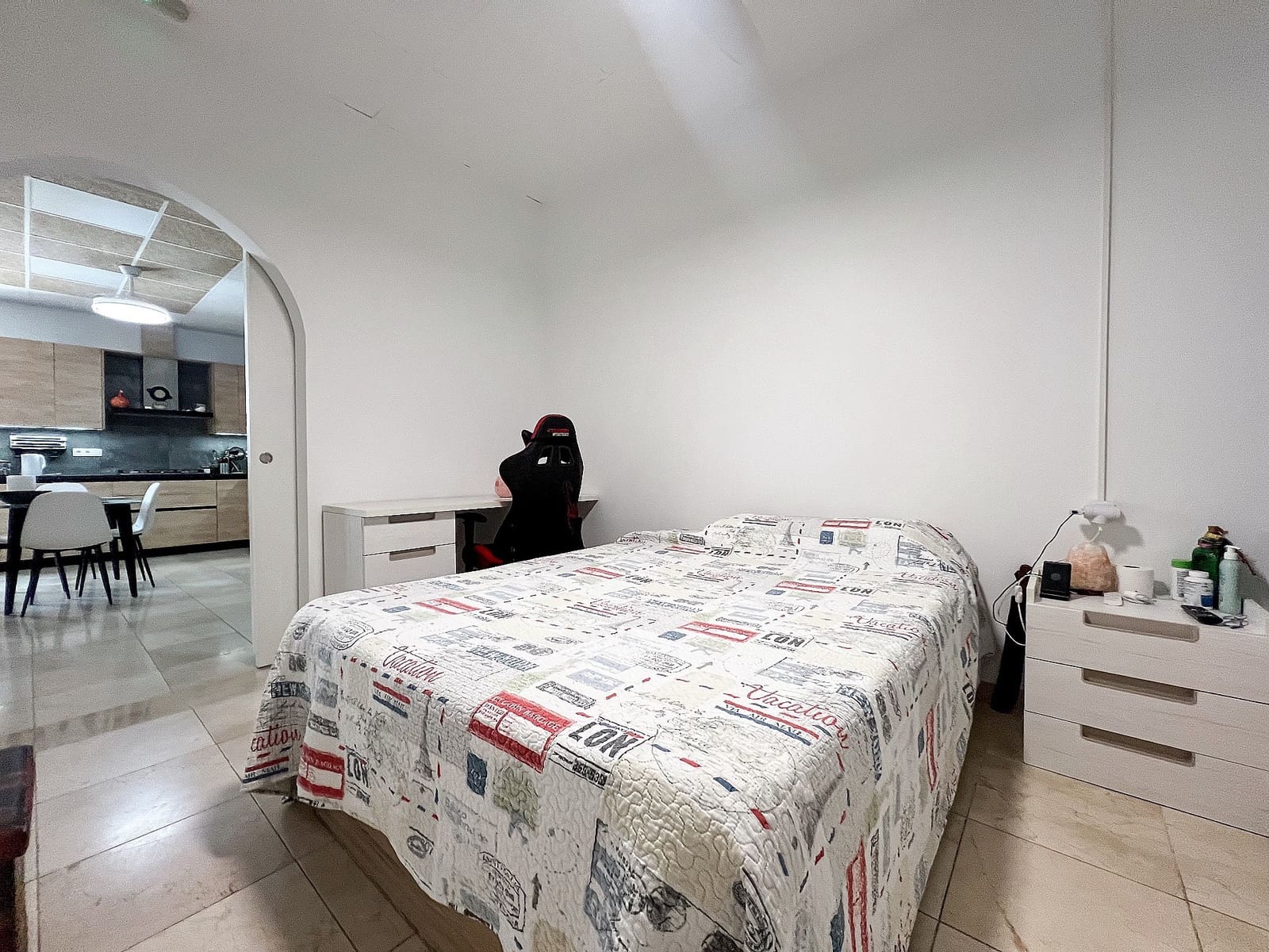 Casa de 3 habitaciones en Pinoso en venta con garaje - 235.000 € (Ref: 10005000)