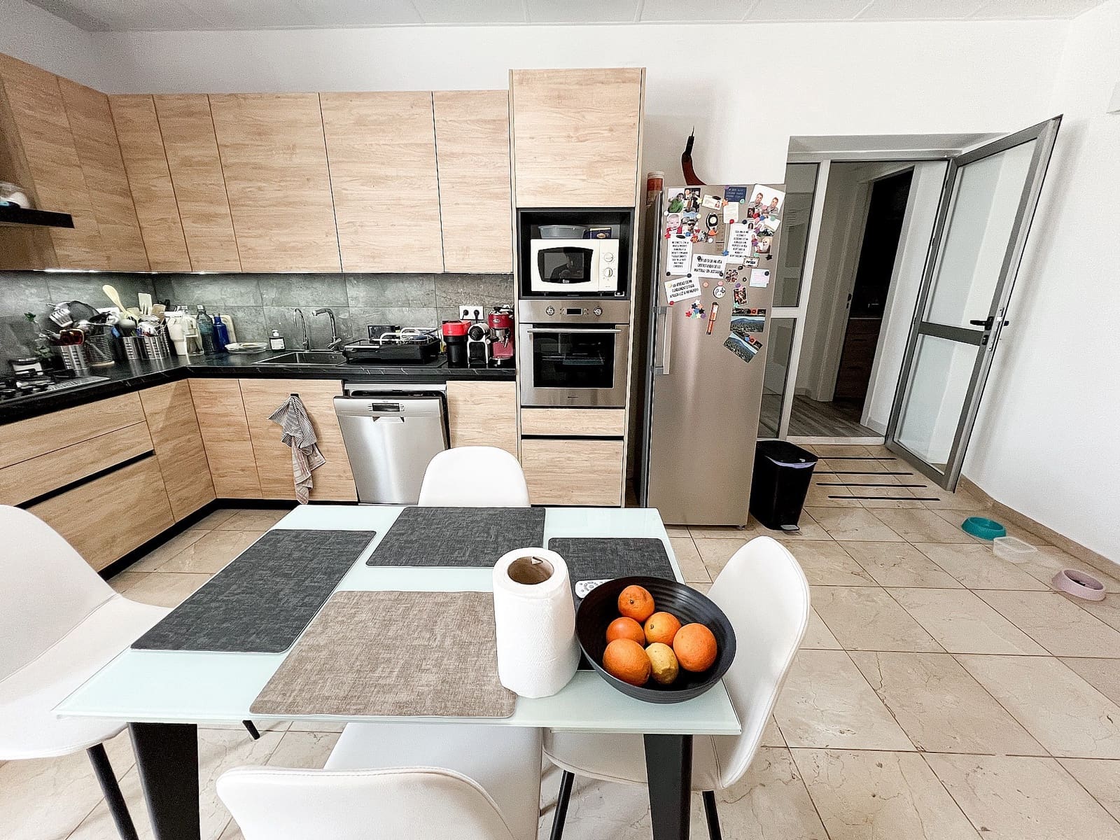 Casa de 3 habitaciones en Pinoso en venta con garaje - 235.000 € (Ref: 10005000)