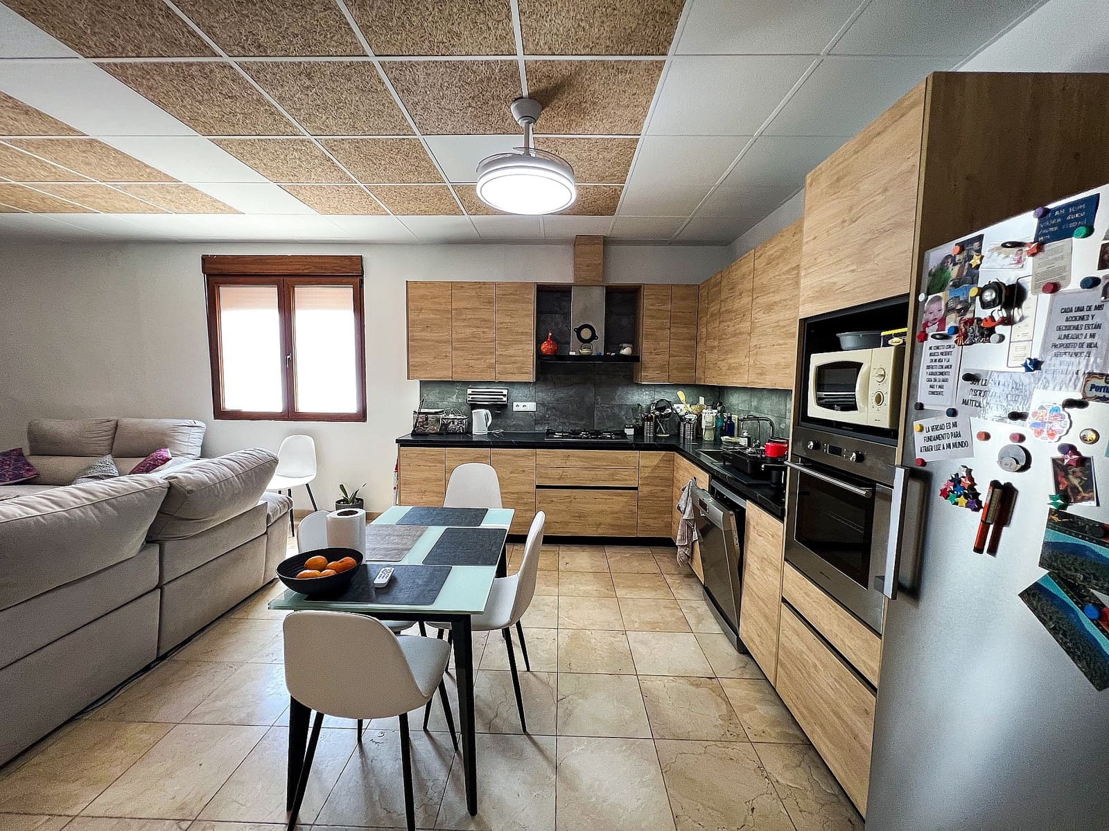 Casa de 3 habitaciones en Pinoso en venta con garaje - 235.000 € (Ref: 10005000)