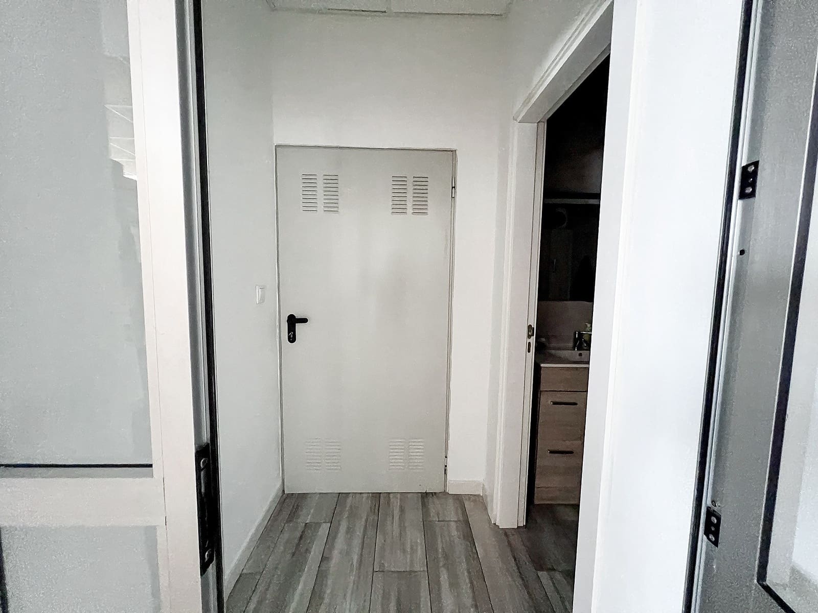Casa de 3 habitaciones en Pinoso en venta con garaje - 235.000 € (Ref: 10005000)