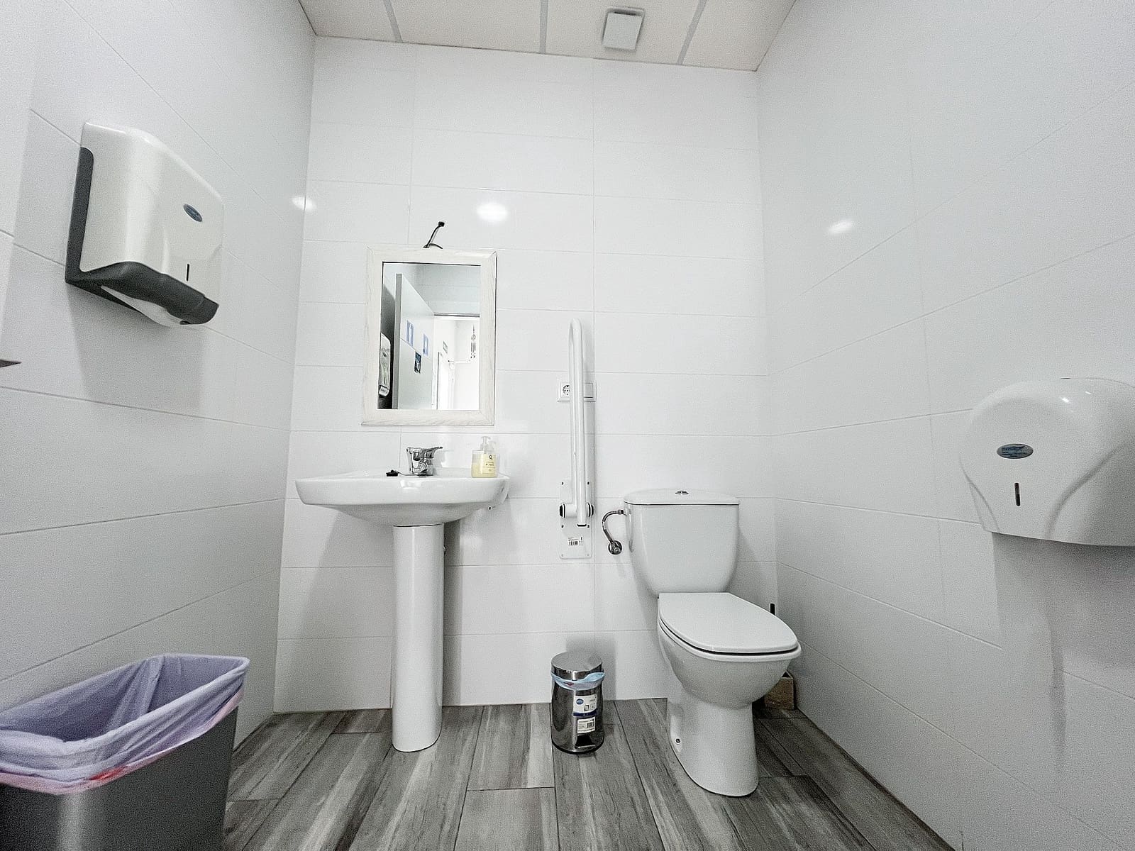 Casa de 3 habitaciones en Pinoso en venta con garaje - 235.000 € (Ref: 10005000)