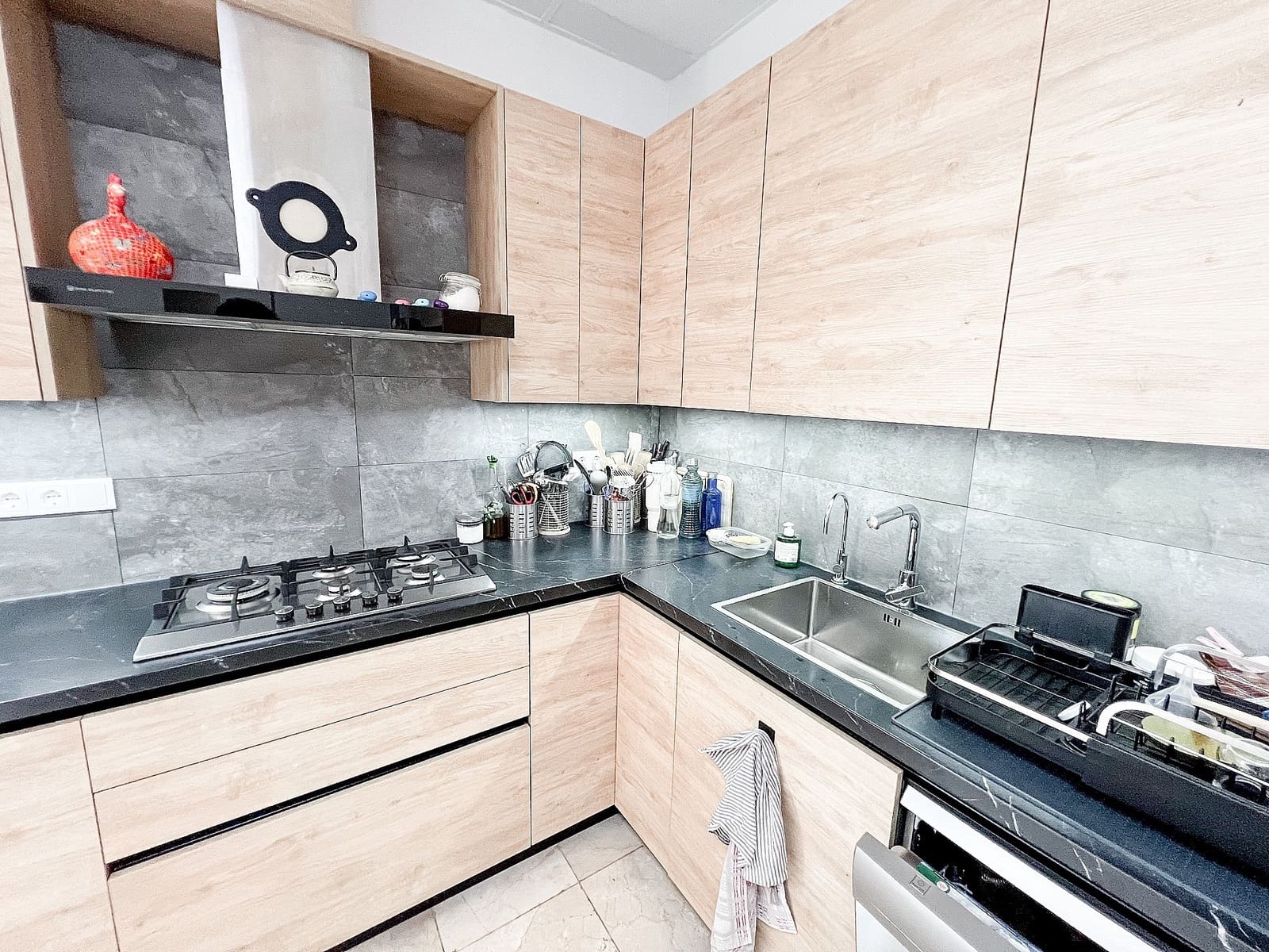 Casa de 3 habitaciones en Pinoso en venta con garaje - 235.000 € (Ref: 10005000)