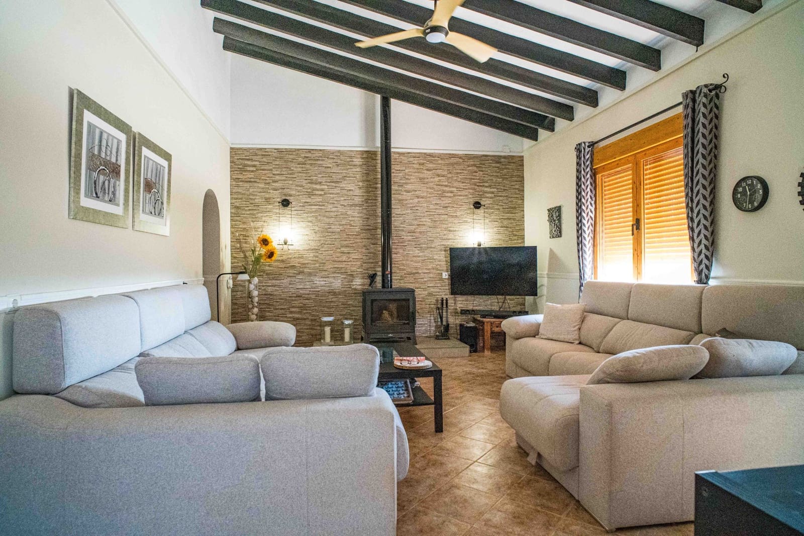 6 sypialnia Willa na sprzedaż w Pinoso z basenem garażem - 578 000 € (Ref: 10008310)