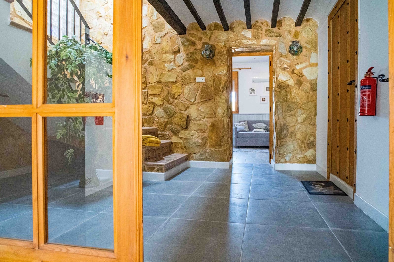 6 sypialnia Willa na sprzedaż w Pinoso z basenem garażem - 578 000 € (Ref: 10008310)