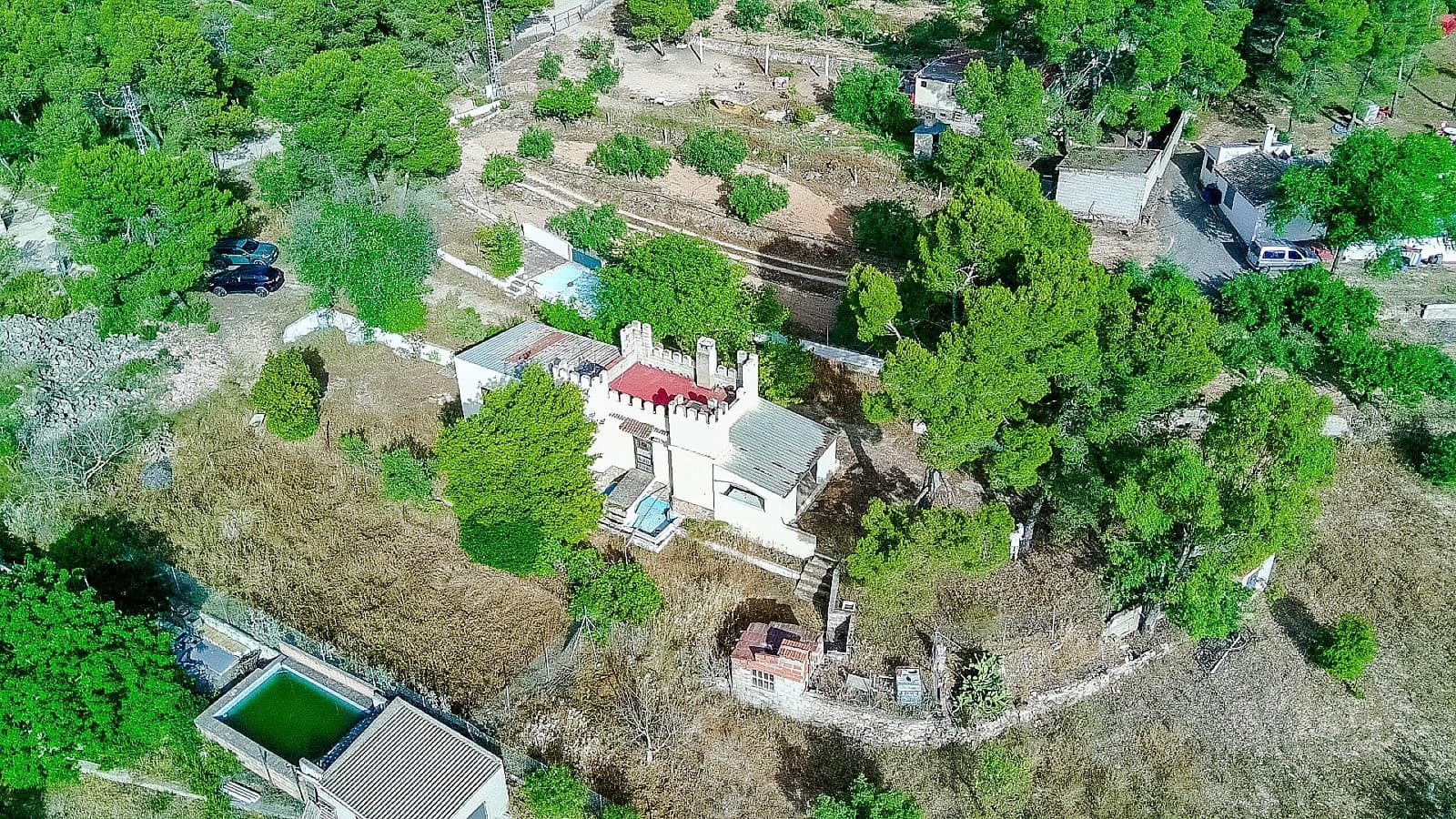 2 bedroom Finca/Country House for sale in Biar with pool garage - € 136,000 (Ref: 10012810)
