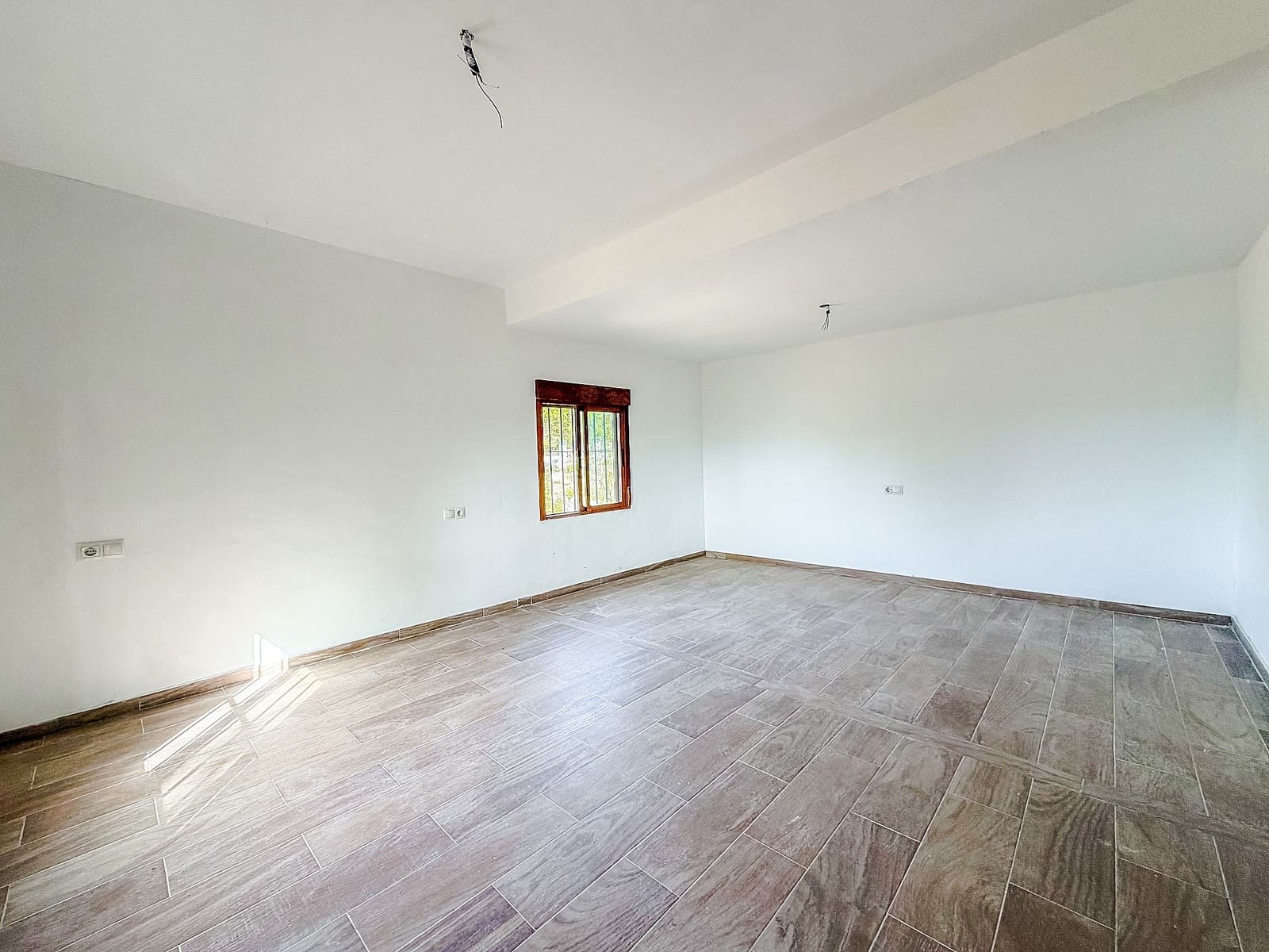 2 bedroom Finca/Country House for sale in Biar with pool garage - € 136,000 (Ref: 10012810)