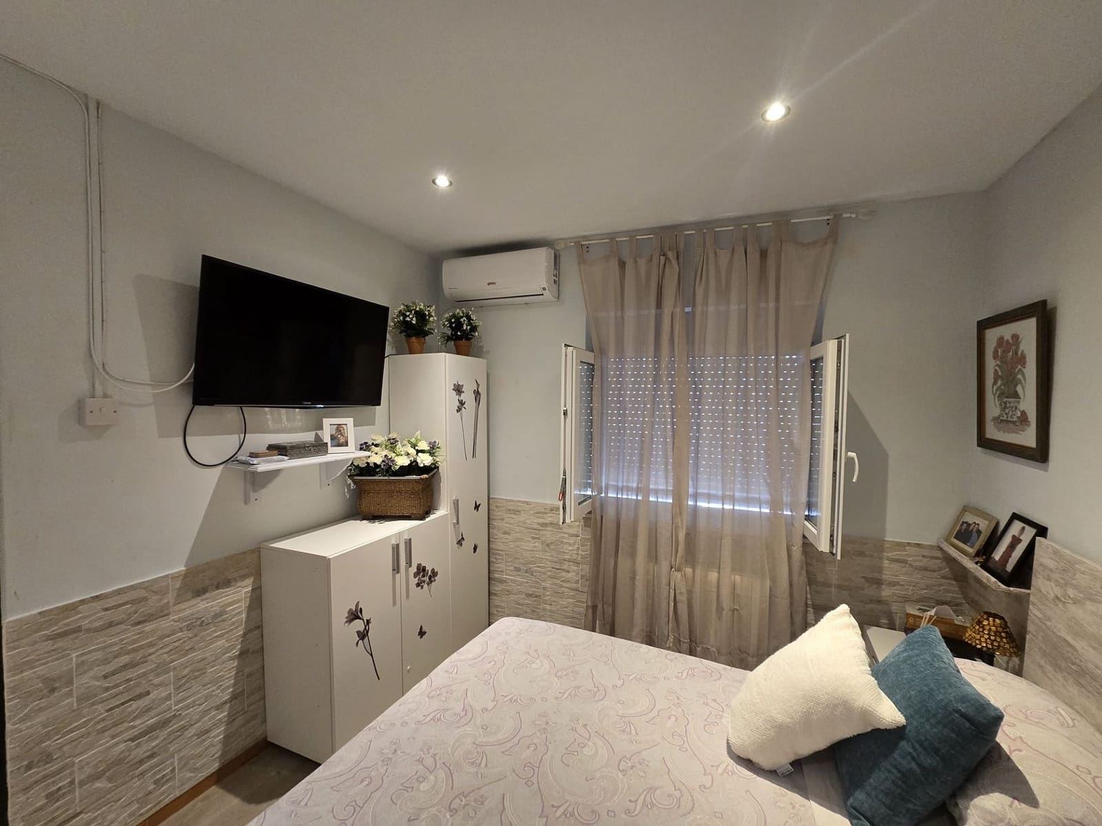 3 bedroom Townhouse for sale in Pinoso with pool - € 95,000 (Ref: 10021212)