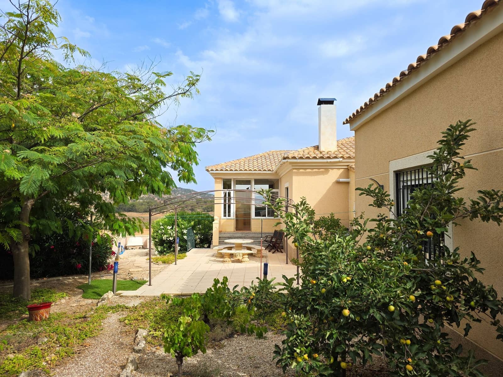 3 chambre Villa/Maison à vendre à Pinoso avec piscine garage - 329 500 € (Ref: 10022997)