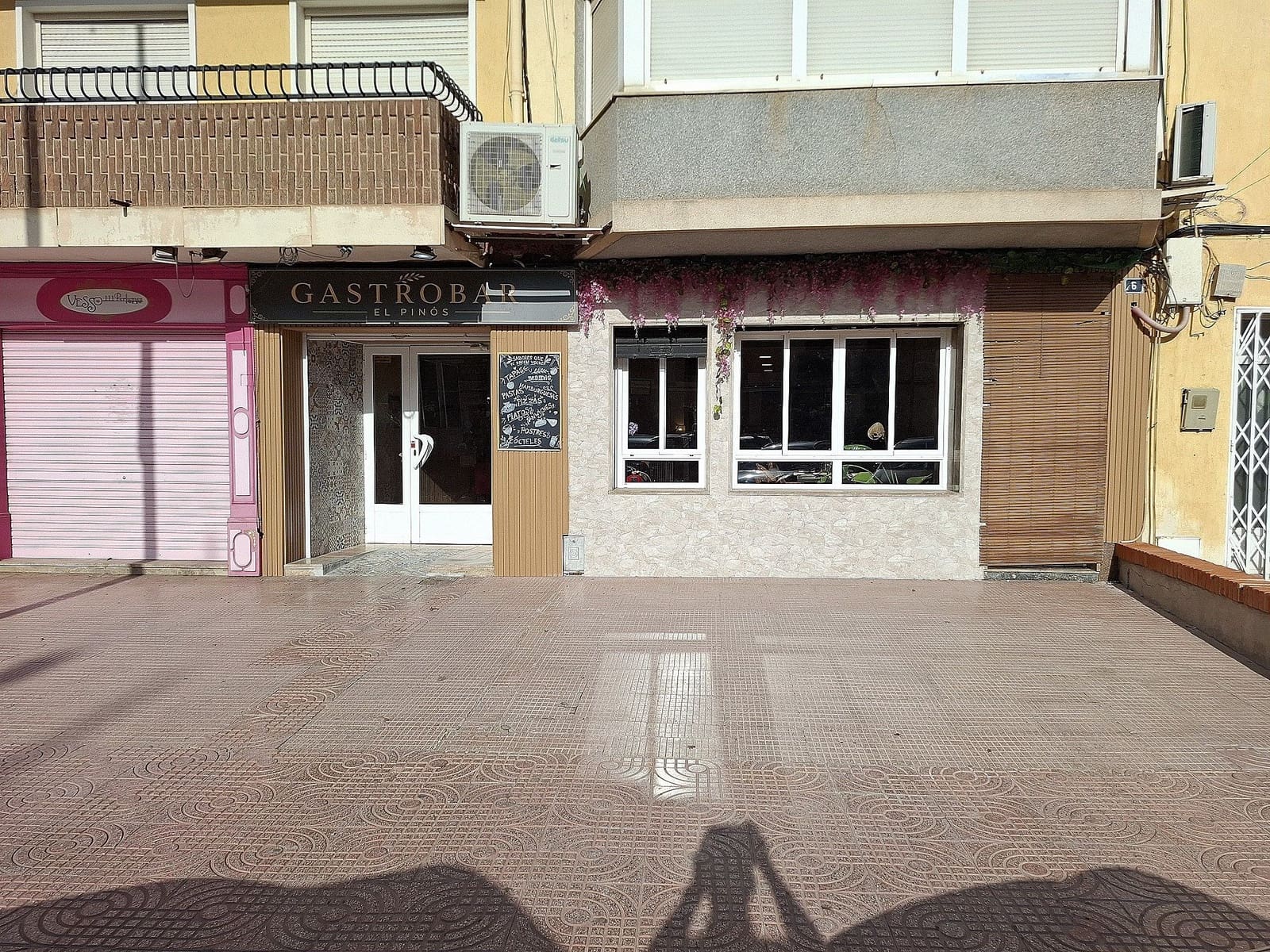 Kommersiell till salu i Pinoso med pool - 60 000 € (Ref: 10022998)