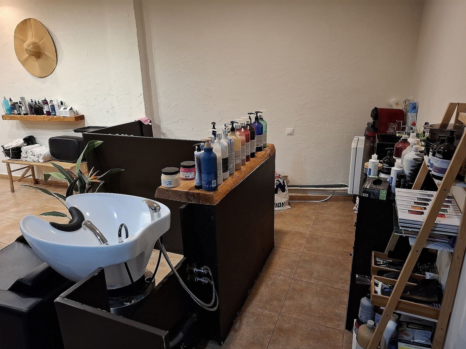 Kommersiell till salu i Pinoso med pool - 25 000 € (Ref: 10022999)