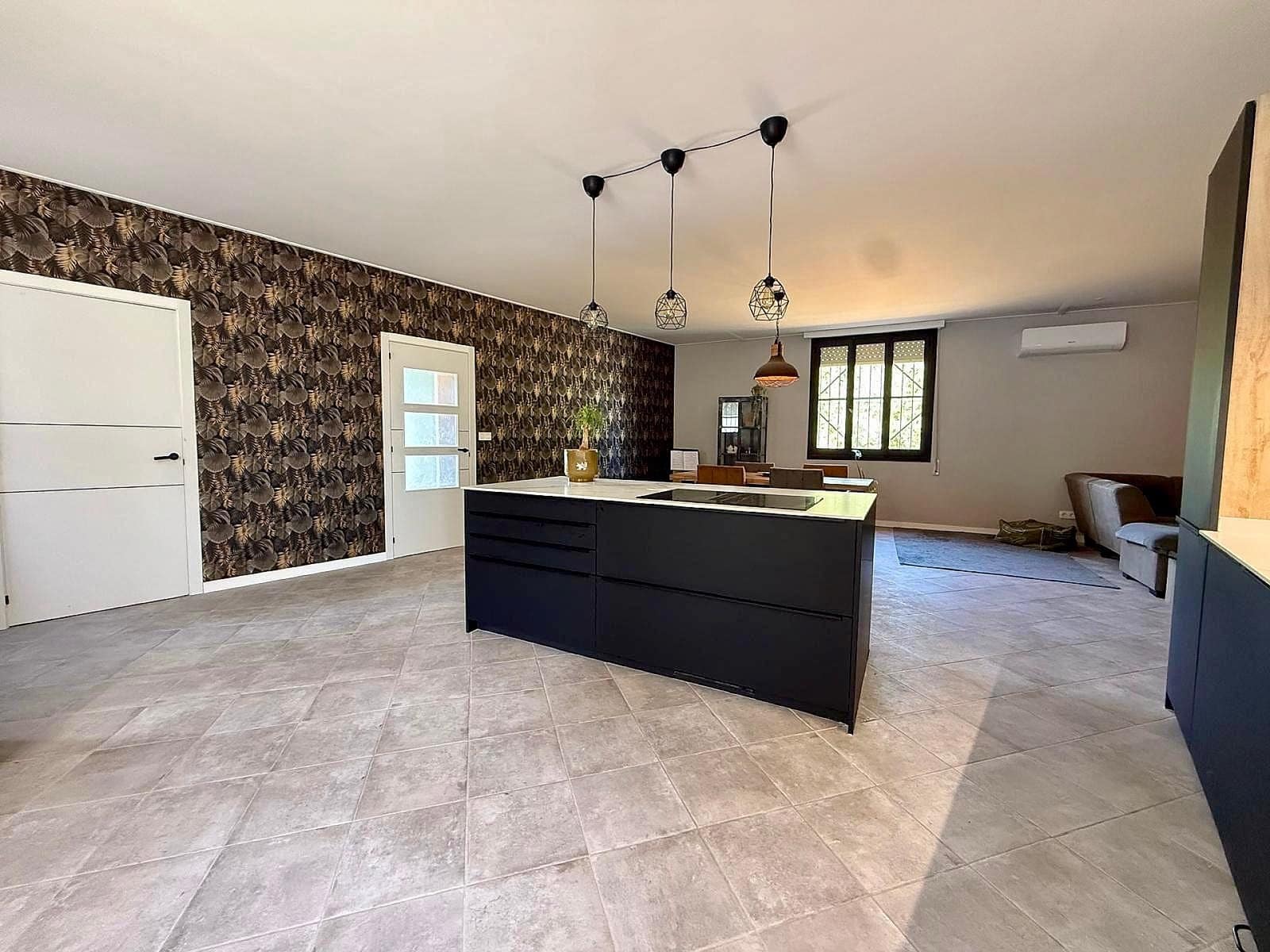 5 sovrum Villa till salu i Pinoso med pool garage - 245 000 € (Ref: 10023555)