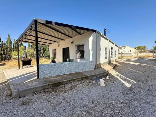 5 sovrum Villa till salu i Pinoso med pool garage - 245 000 € (Ref: 10023555)