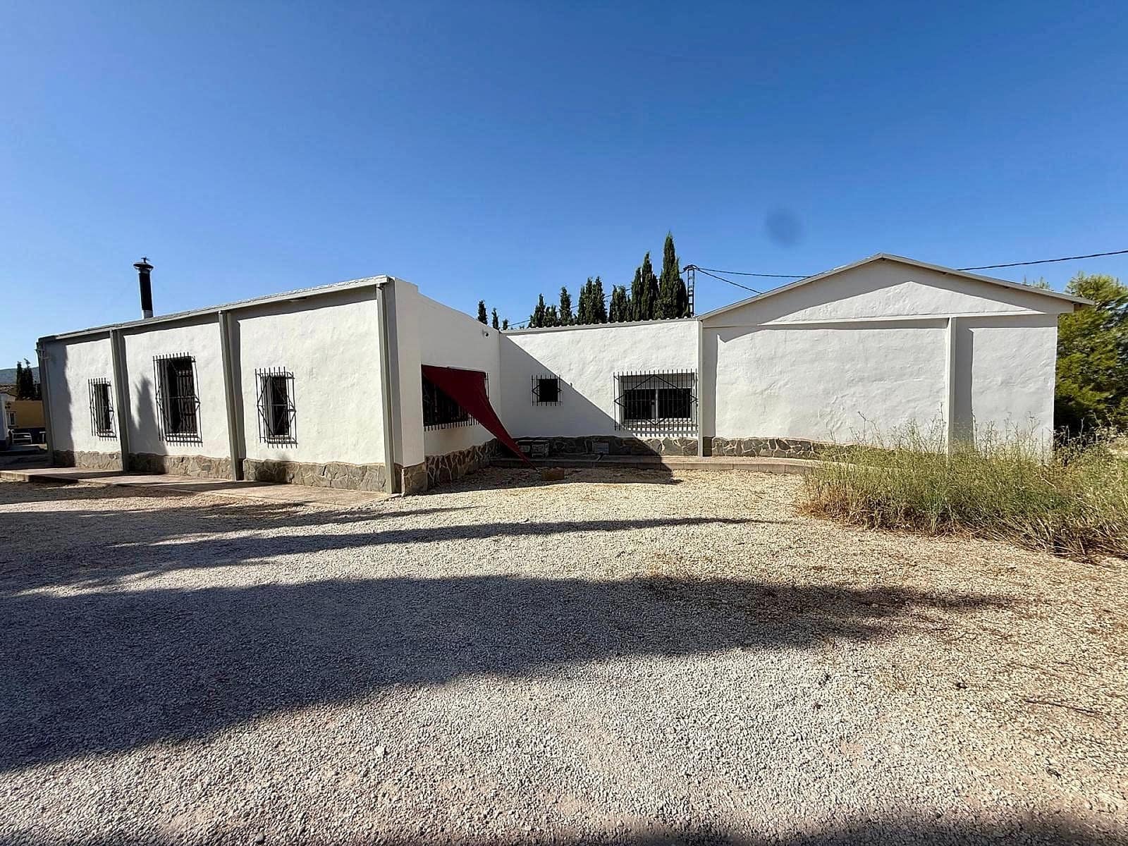 5 sovrum Villa till salu i Pinoso med pool garage - 245 000 € (Ref: 10023555)