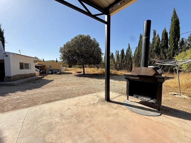 5 sovrum Villa till salu i Pinoso med pool garage - 245 000 € (Ref: 10023555)