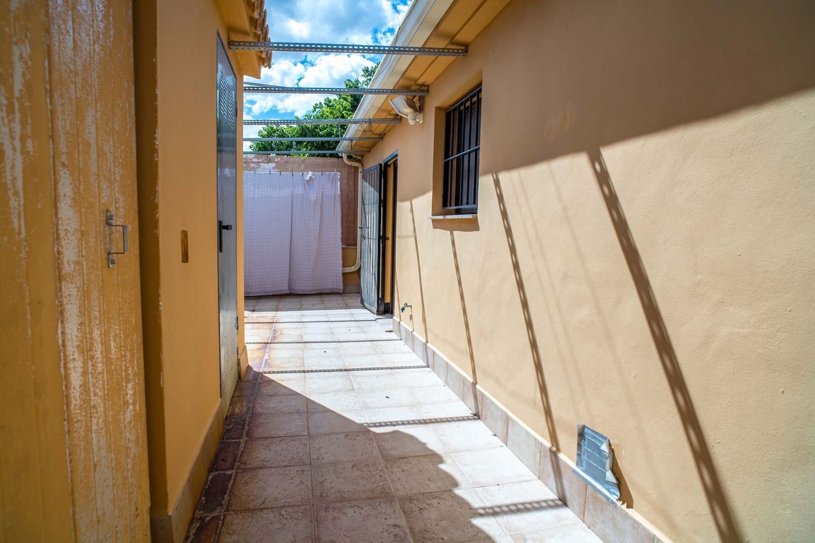 4 quarto Quinta/Casa Rural para venda em Pinoso - 250 000 € (Ref: 10025085)