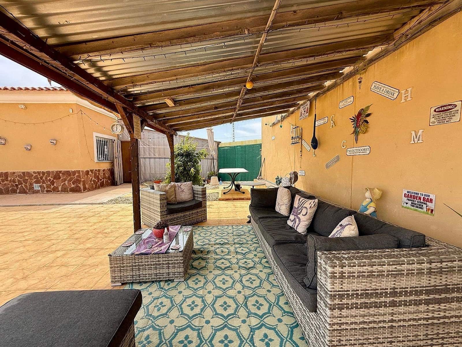 3 sovrum Villa till salu i Pinoso med pool garage - 299 995 € (Ref: 10026733)