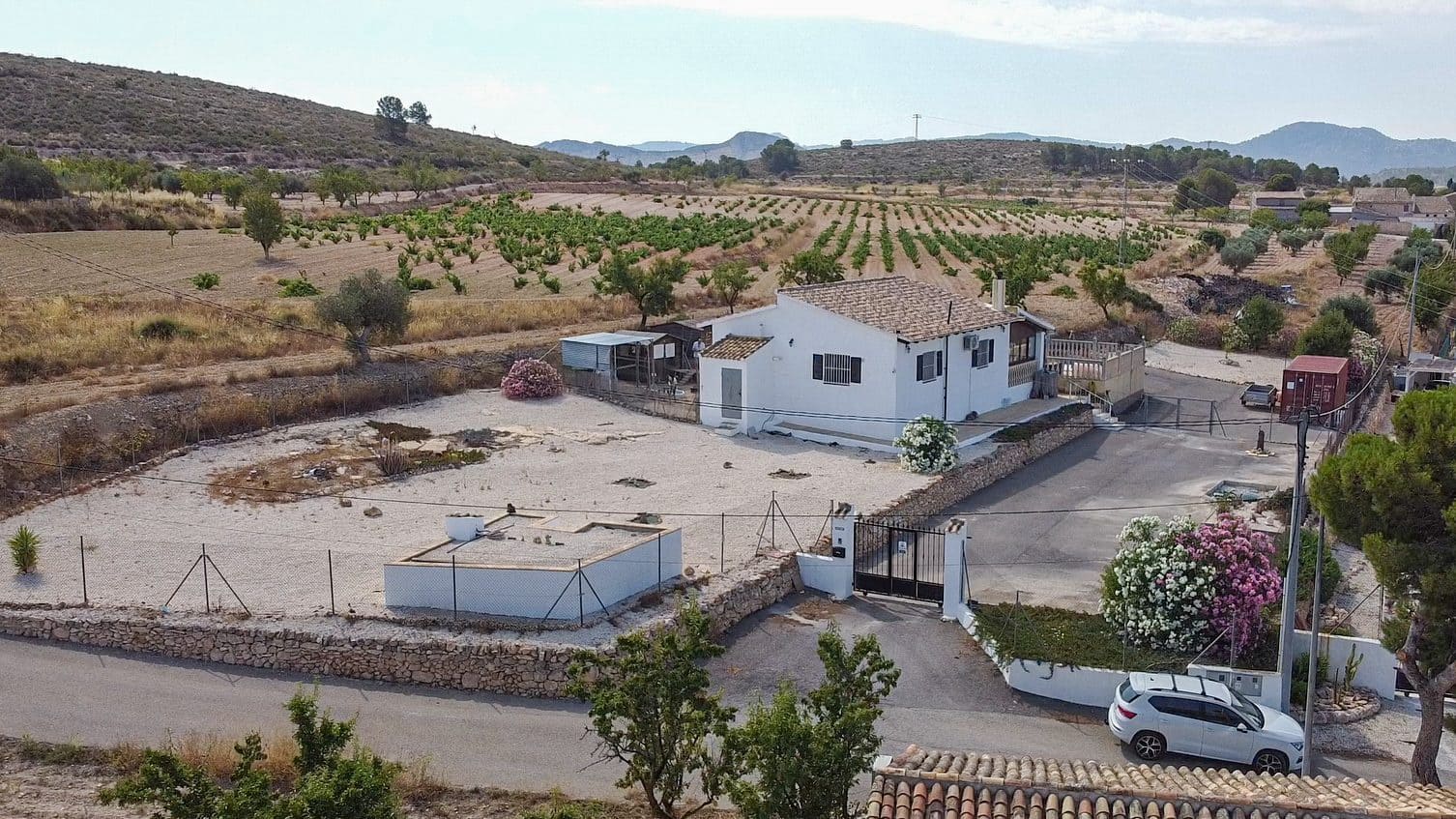 2 slaapkamer Villa te koop in Jumilla met zwembad garage - € 230.000 (Ref: 10027702)
